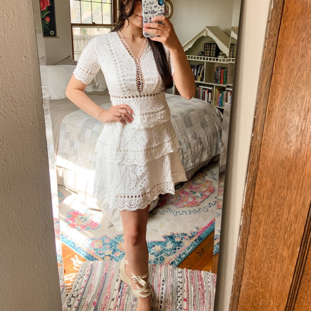 Sunday Mi Amor White Eyelet Ruffle Mini Dress with Open Lace Details Size Medium